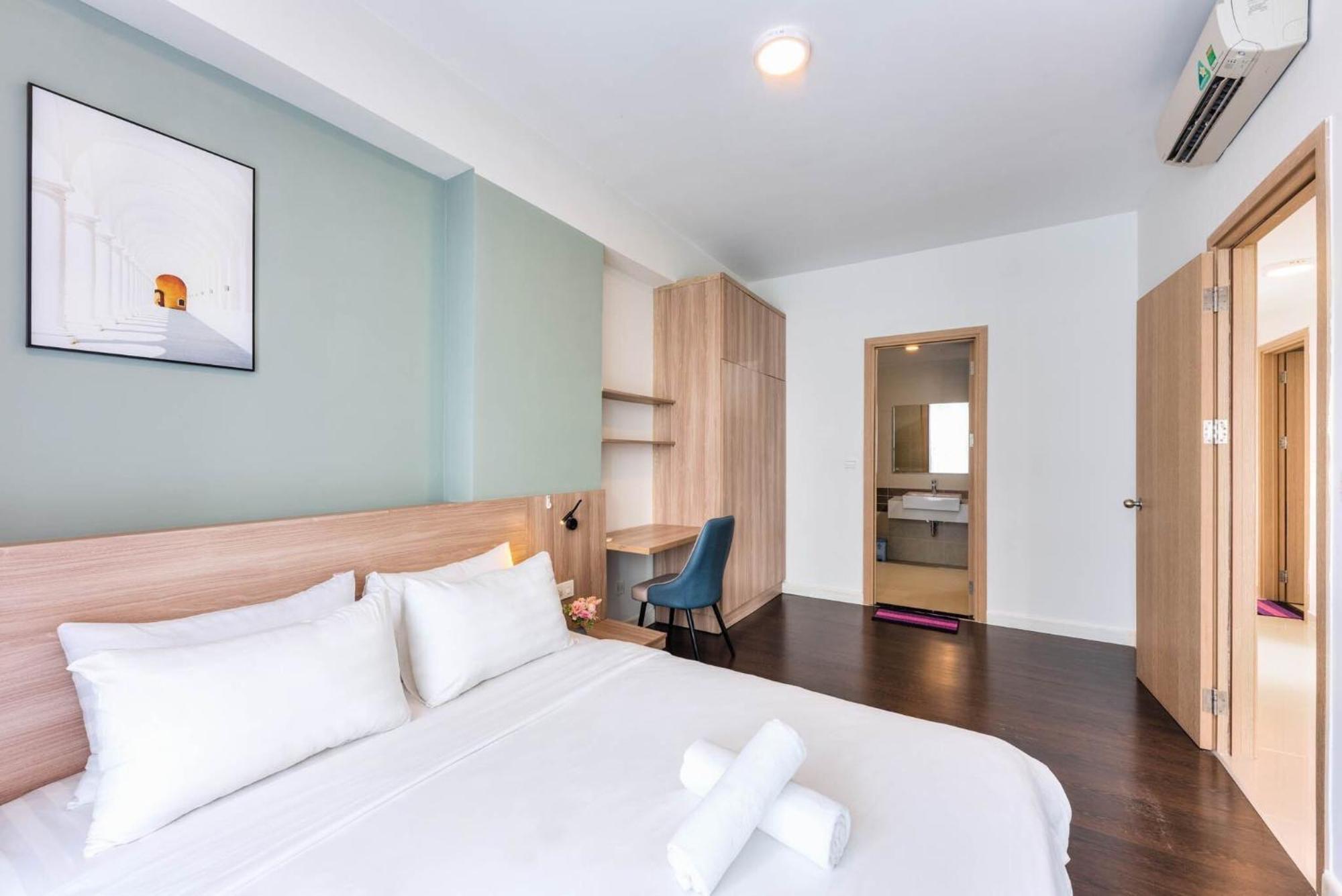 Rem Rivergate Garden Pool Signature - Free 4G Sim For 3 Nights Booking ホーチミン市 エクステリア 写真