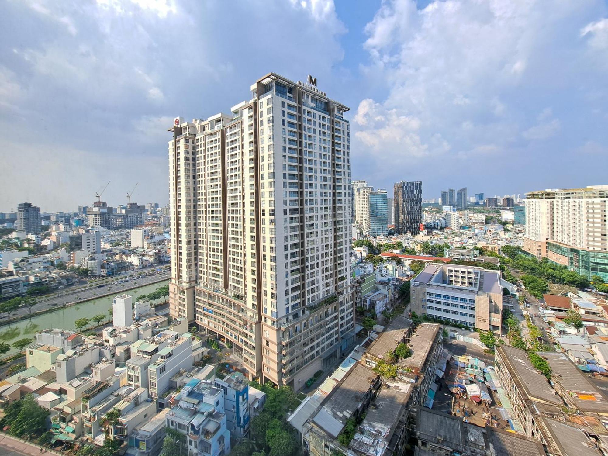 Rem Rivergate Garden Pool Signature - Free 4G Sim For 3 Nights Booking ホーチミン市 エクステリア 写真