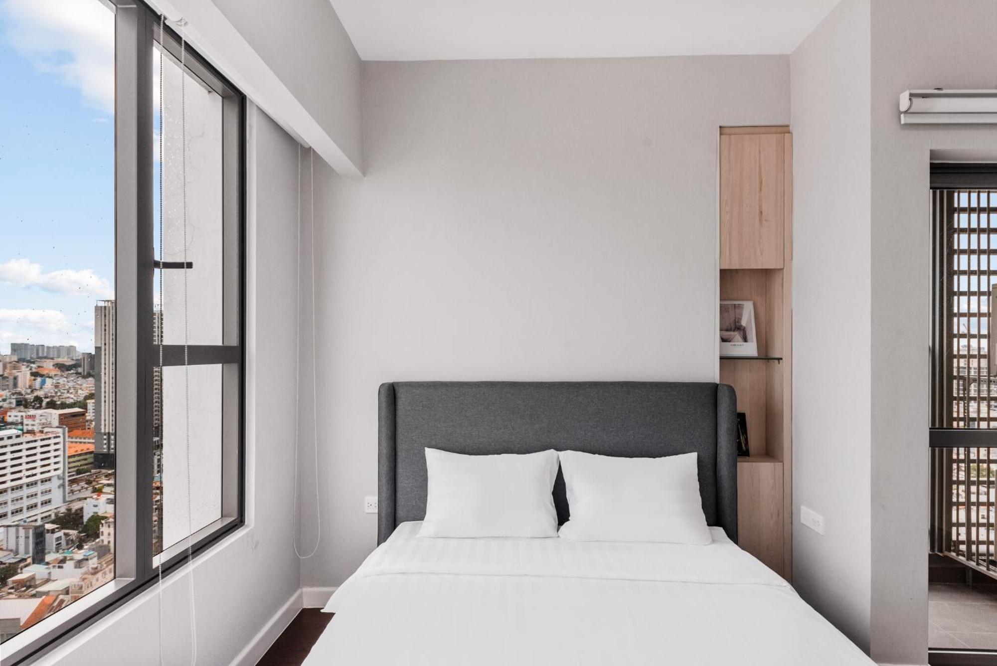 Rem Rivergate Garden Pool Signature - Free 4G Sim For 3 Nights Booking ホーチミン市 エクステリア 写真